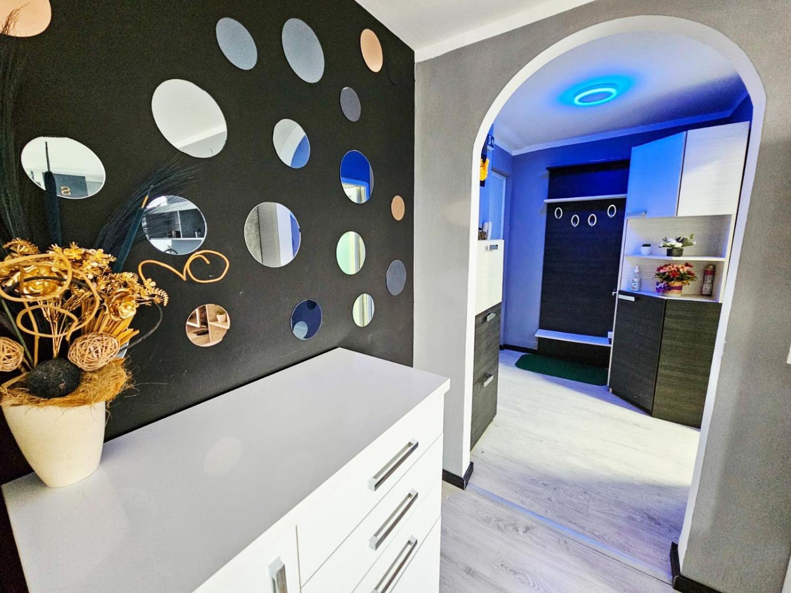 Ni Savic Apartment Center - Parking Free מראה חיצוני תמונה